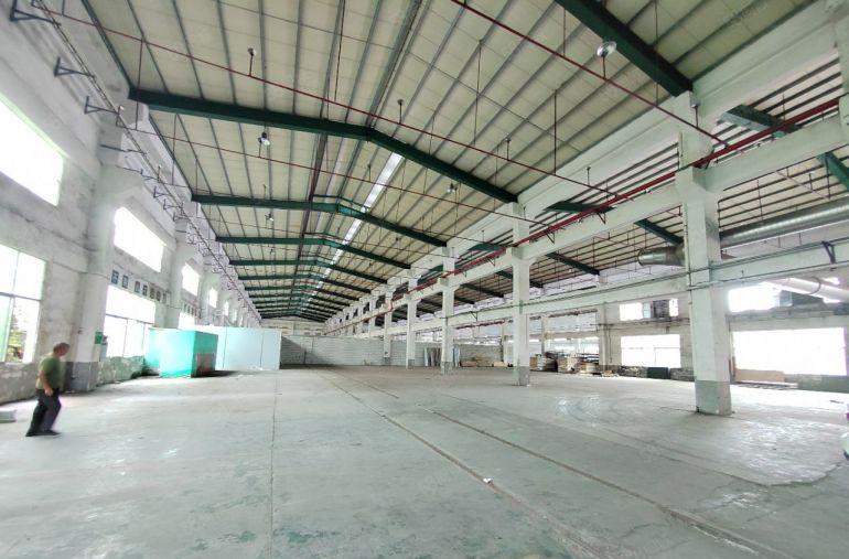 凤岗镇原房东独院钢构厂房低价出租！层高10米！