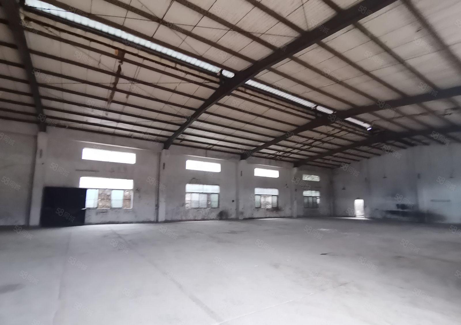 凤岗官井头工业区独门独院1200平一楼钢构仓库厂房出租可分租