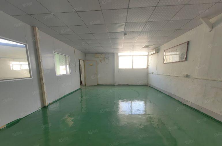 凤岗镇天堂围村砖墙钢结构800平全新地坪漆精装办公室厂房出租