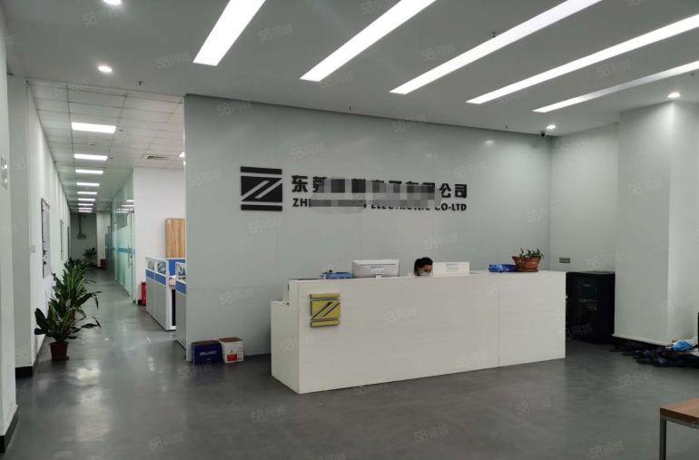 凤岗五联一手房东楼上3000平无公摊带装修红本厂房仓库出租