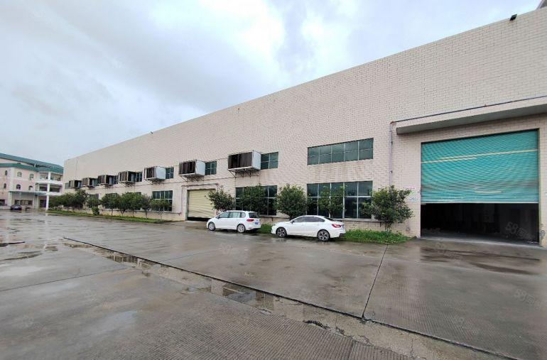 凤岗镇原房东独院钢构厂房低价出租！层高10米！