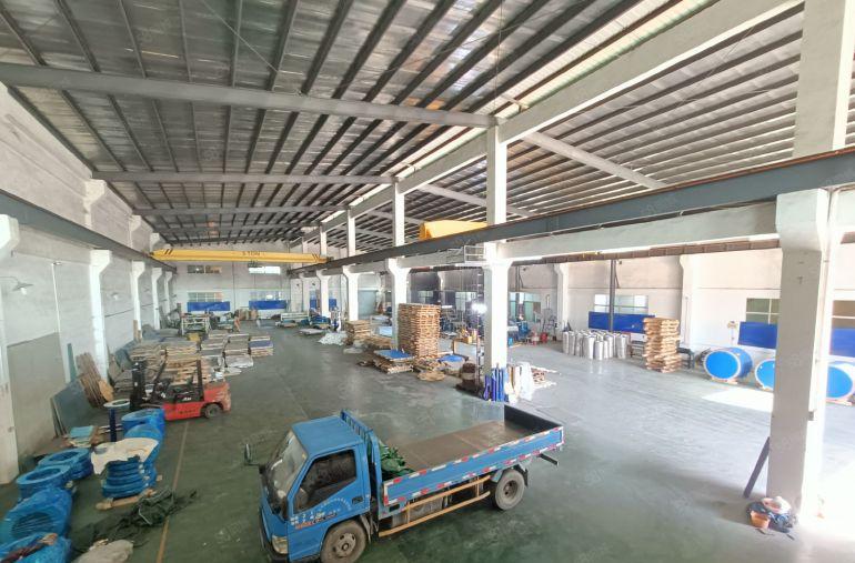 凤岗新空独院单一层带2部10吨行车厂房出租，形象好办公宿舍全