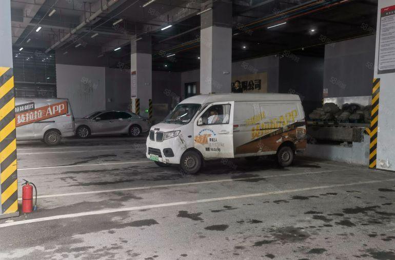 滴水8米原房东厂房出租独门独院全新产业园