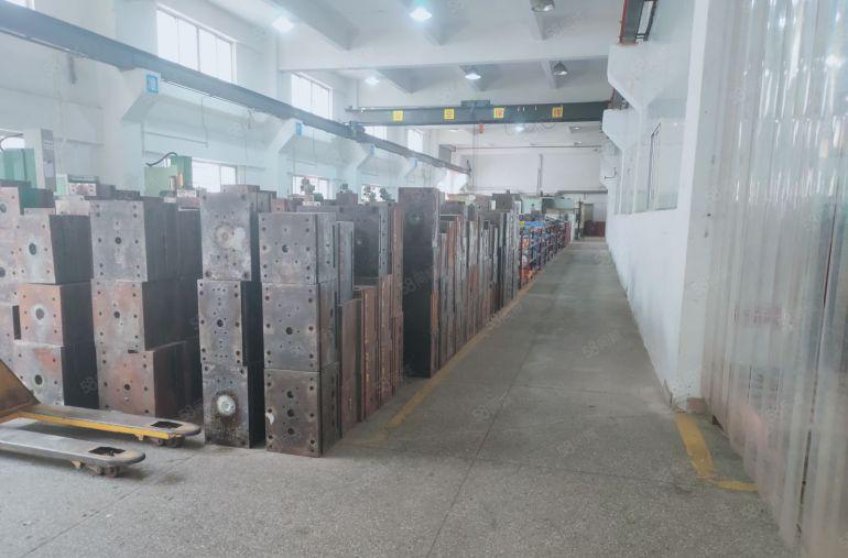 5米高的一楼厂房出租1700平方 适合注塑五金模具 带行车