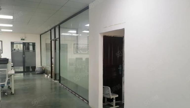 风岗凤深大道边，带装修200平厂房