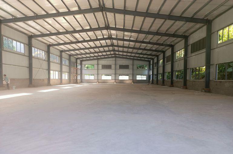 凤岗镇小独院，钢构2000平实际面积，只要15元，形象好