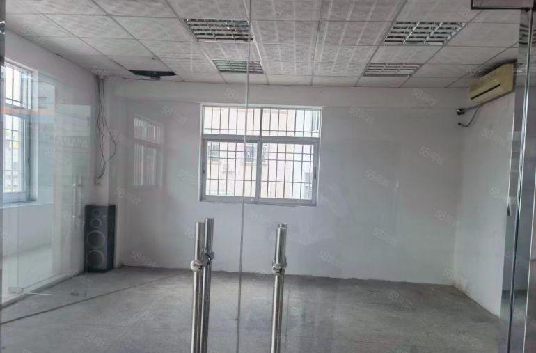 凤岗镇中心原房东独院3200平40000元无宿舍近深圳