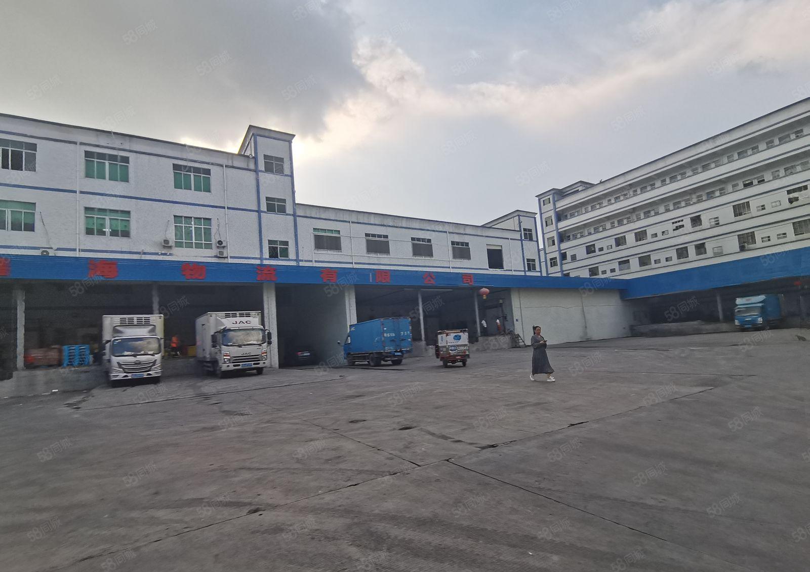 凤岗五联工业区独栋3千平一楼带卸货平台标准仓库厂房出租可分租