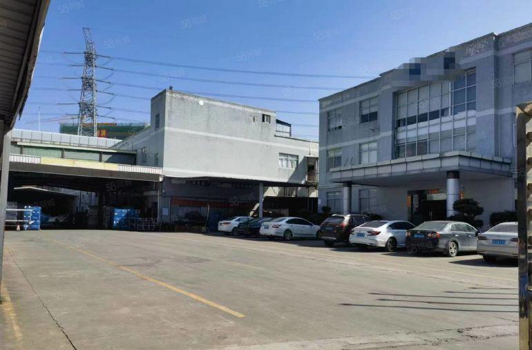 带行车注塑厂独院厂房出租）凤岗新出6000平方米独院厂房