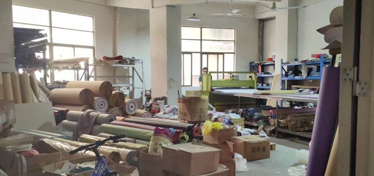 凤岗镇雁田村楼上1150