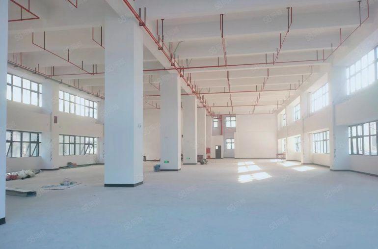 凤岗五联重工业原房东红本厂房招租，单层面积1500平，空地大