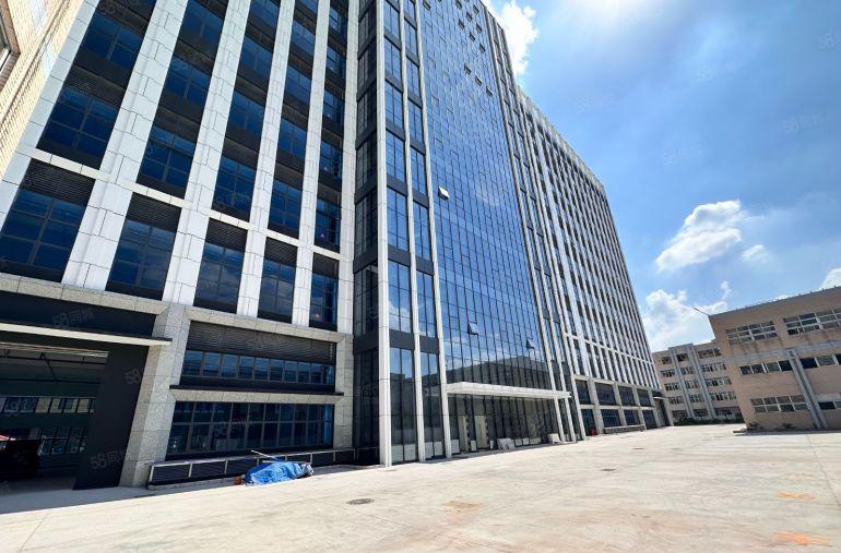 凤岗镇原房东全新厂房楼上2000平方层，租金13元