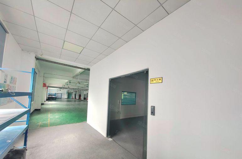 凤岗镇楼上精装修1000平米厂房出租