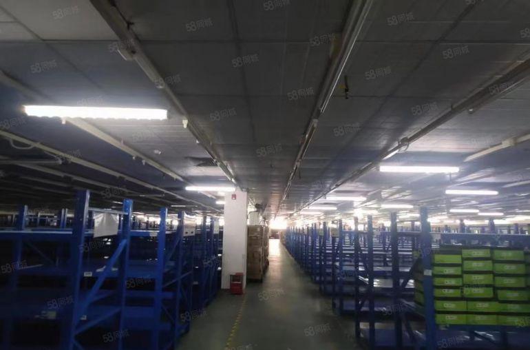 凤岗镇东深二路两层楼仓库12800平方