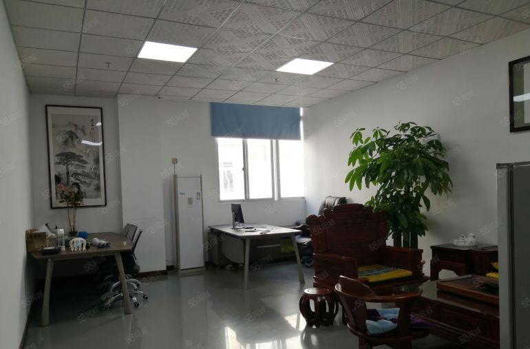 凤岗雁田带办公室精装修标准厂房三楼2000平出租水电现成