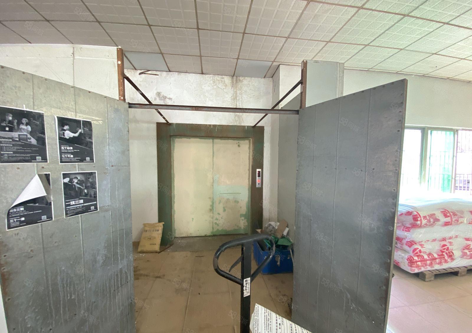 凤岗竹塘楼上整层600平自家厂房价格好谈现成办公室仓库3