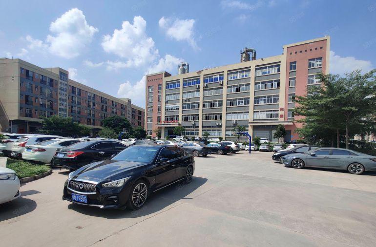 两百起租10元低价甩租凤岗雁田五联村委厂房5千平一楼仓库出租