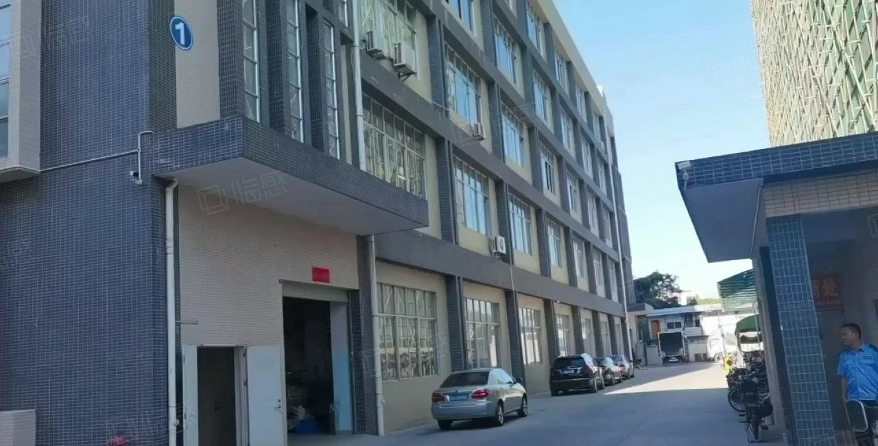 凤岗五联）原房东带装修3500平方米楼上厂房出租