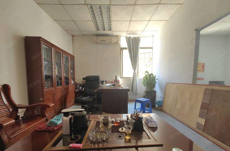 凤岗镇雁田村楼上1150