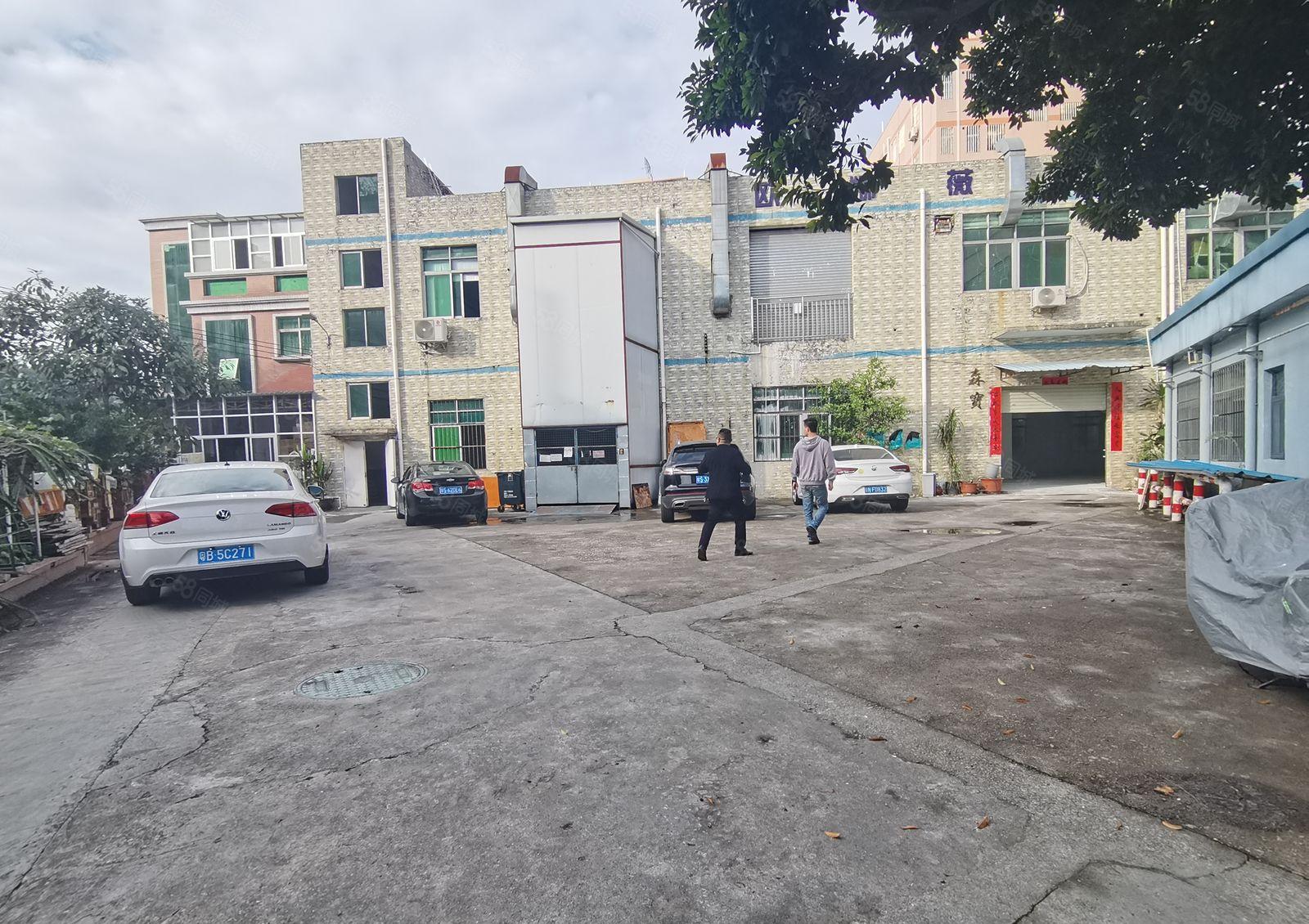 凤岗官井头工业区独门独院1000平红本一楼仓库厂房出租可分租