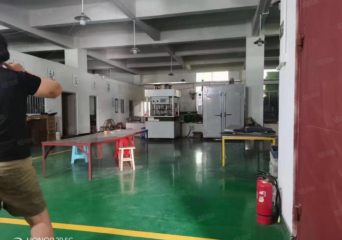 凤岗金凤凰标准一楼500平方带行车厂房出租