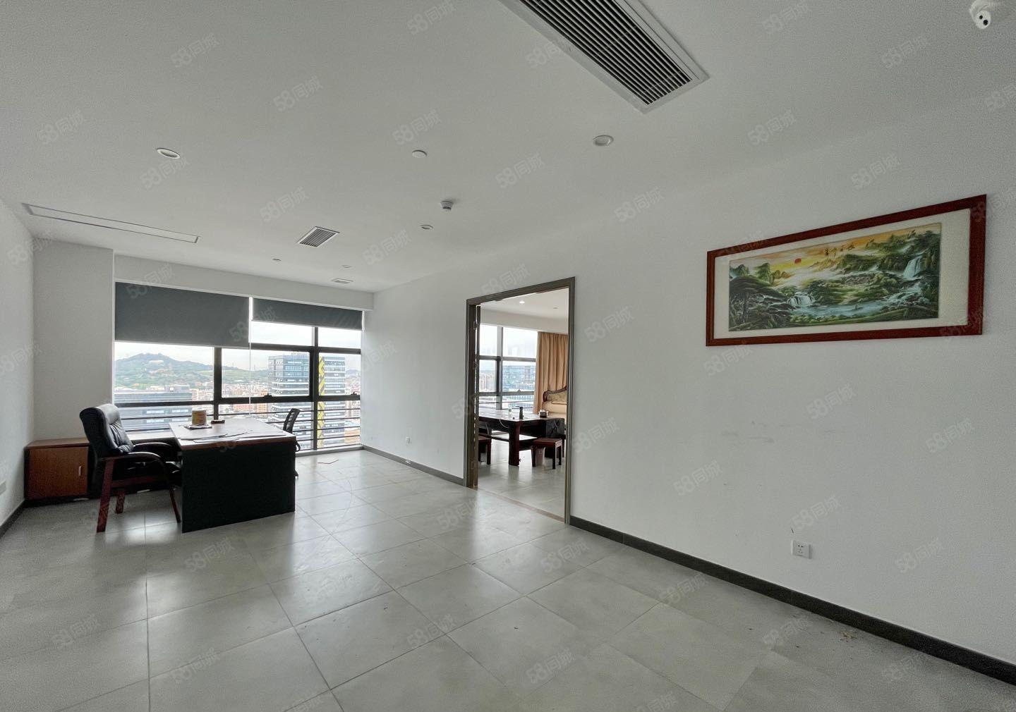 凤岗楼上精装修 电商贸易办公室厂房出租920平方 采光视野好