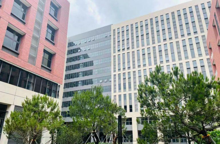 凤岗一房东单层1000~5000平实际面积高端红本厂房出租