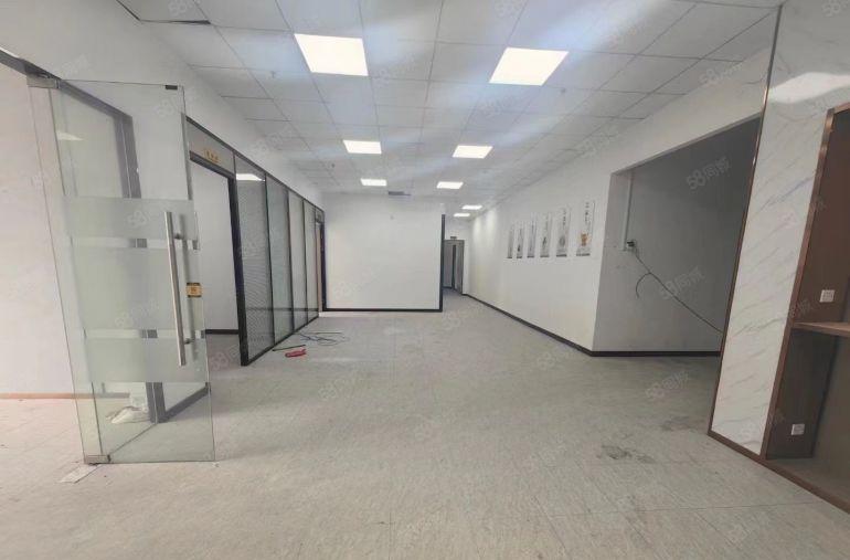 独栋独院一手房东出租11元一平办公室装修全部送