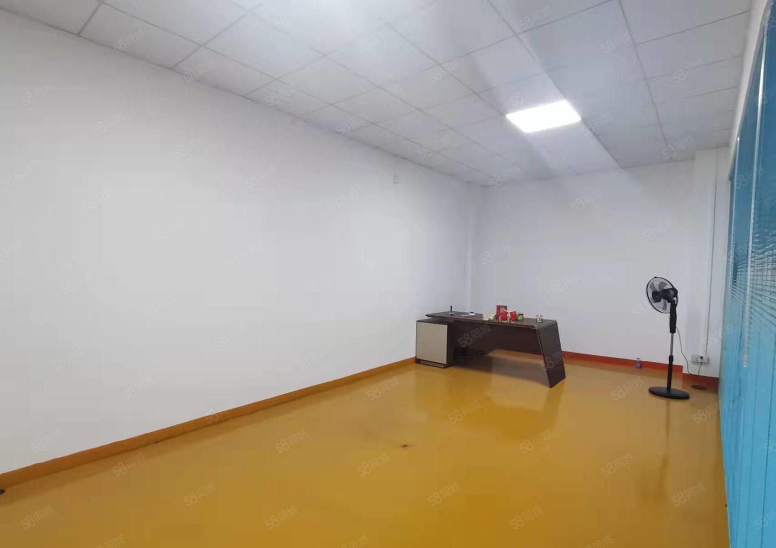 凤岗五联一楼小面积厂房出租360平 现成办公室水电齐全