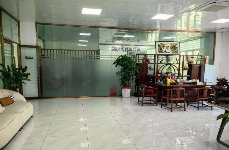 凤岗雁田工业区2楼1000平方厂房出租带精装修办公室车间可分