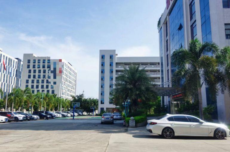 10元！凤岗五联2000平带精装修适合电子直播类厂房仓库出租