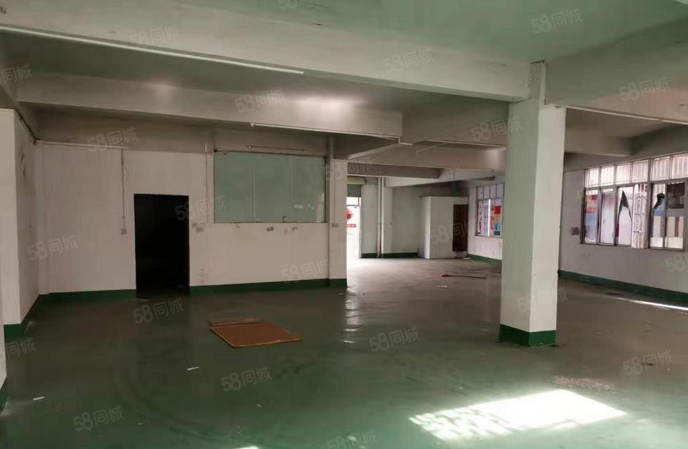 凤岗官井头一楼200方厂房出租，适合做电商