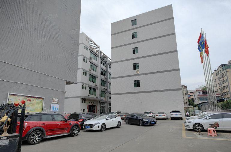 凤岗镇塘沥村原房东3楼精装修厂房1680平园区形象好厂房出租