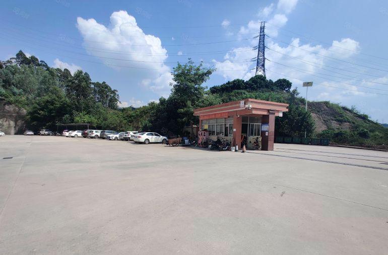 两百起租10元低价甩租凤岗雁田五联村委厂房5千平一楼仓库出租