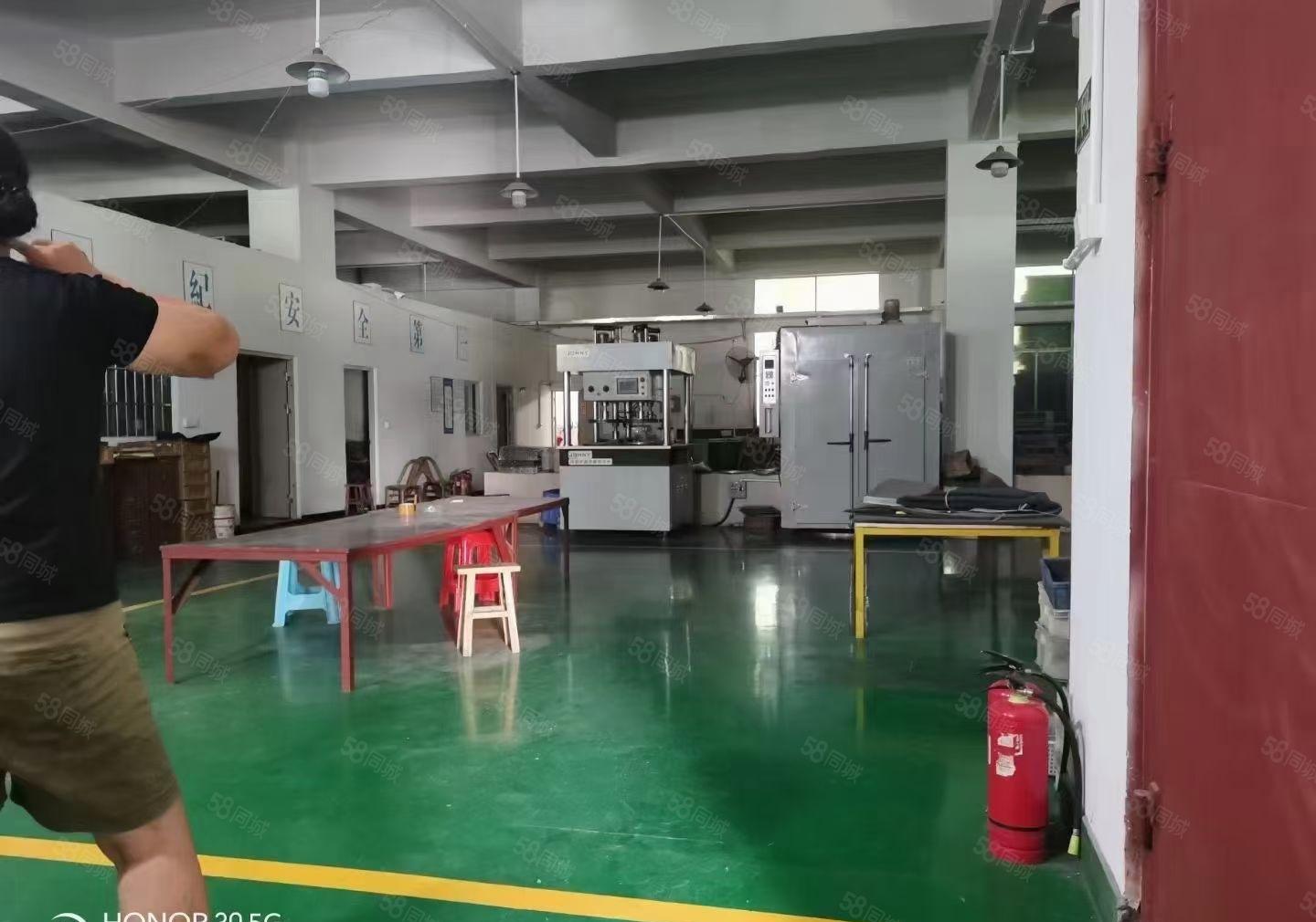 凤岗金凤凰标准一楼500平方带行车厂房出租