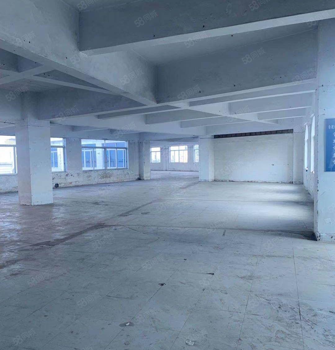 年底厂房，低价出租特价10平方。