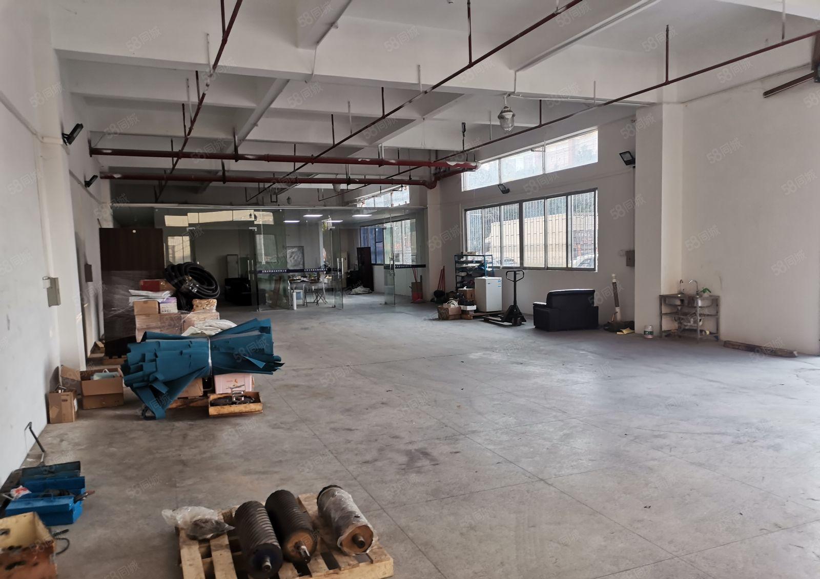 万江滘联客户转租现成装修水电气全