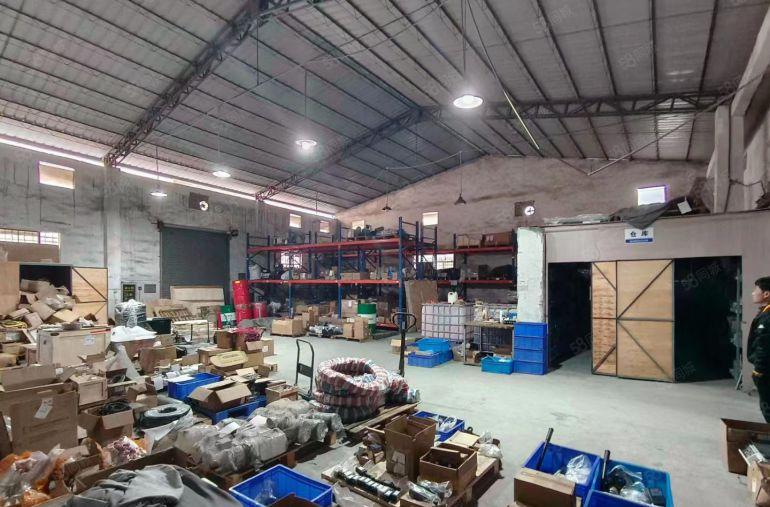 新村大马路边小独院800方！原房东有院子