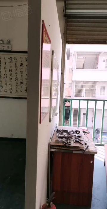 下蓬庙107国道边，8.8元标准厂房1000平，适合电子电商