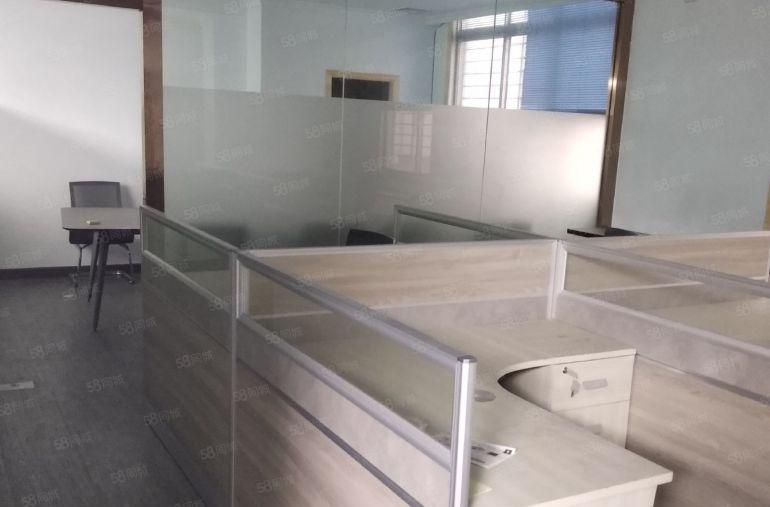 万江小独院厂房两层900平方出租，有办公室装修，配套齐全