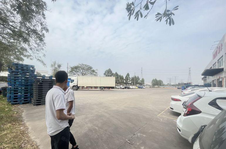 万江新出独院厂房出租，空地一万适合五金冲压模具机械设备仓库等