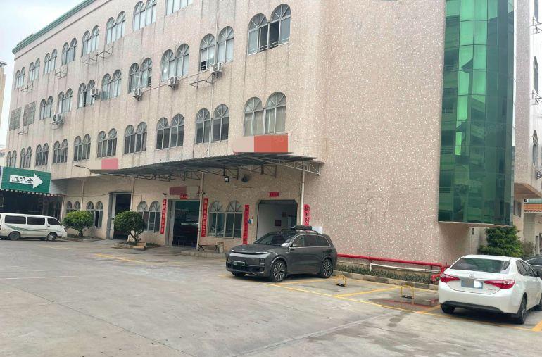 万江拔蛟窝二楼680平方标准厂房出租水电齐全透光好院子大