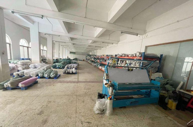 万江拔蛟窝二楼680平方标准厂房出租水电齐全透光好院子大