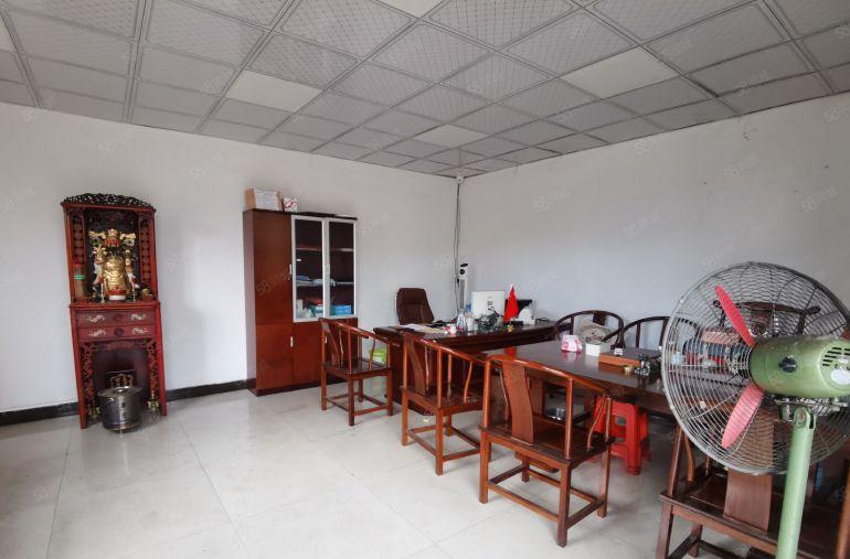 万江流涌尾工业区新出独门独院单一层厂房出租1600平方