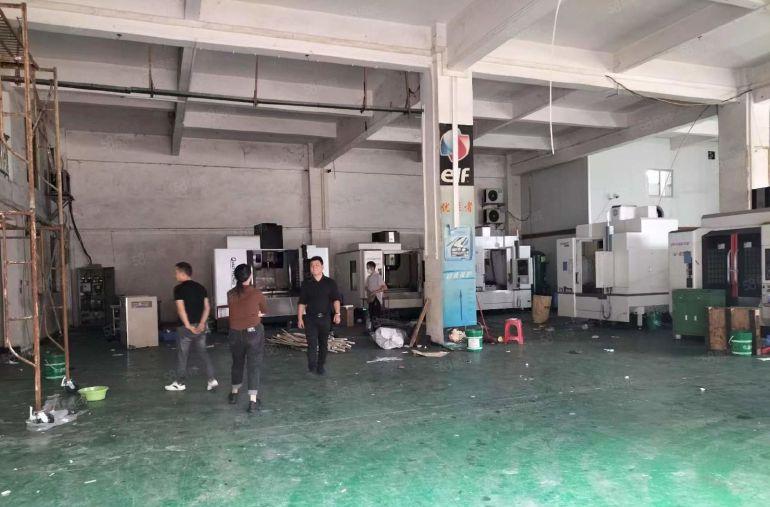 万江工业园区一楼厂房780平出租。空地很大