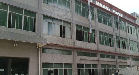东莞清溪占地2000， 建筑4500平方厂房出售