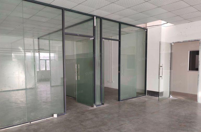 樟木头全新红本厂房楼上2100平方出租现成装修高度6米