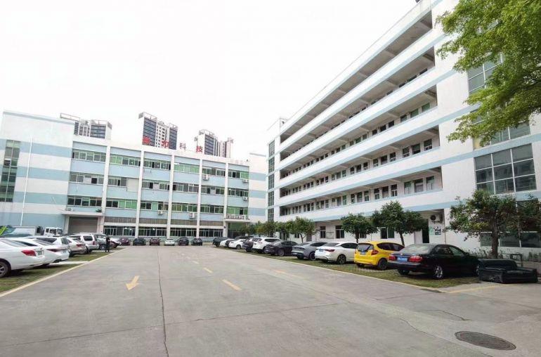 樟木头楼上3000平厂房，分租，可做电池