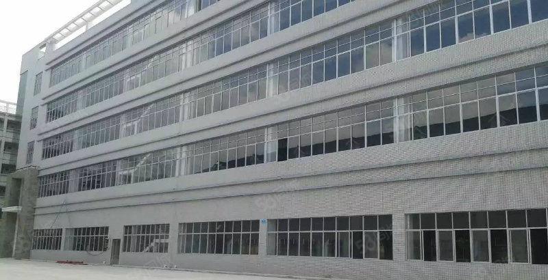 黄江镇中心新出楼上带无尘车间整层厂房1350平米