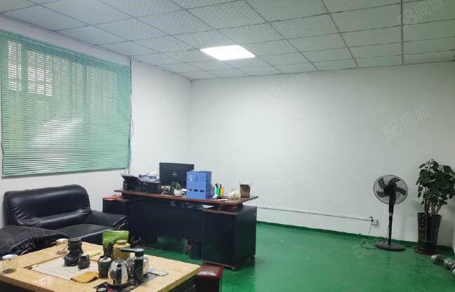 先抢先得 大朗黎贝岭独院二楼900平方厂房 9元分租